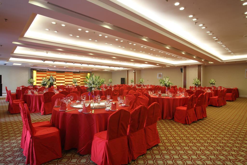 Beijing Wuhuan Hotel Buitenkant foto